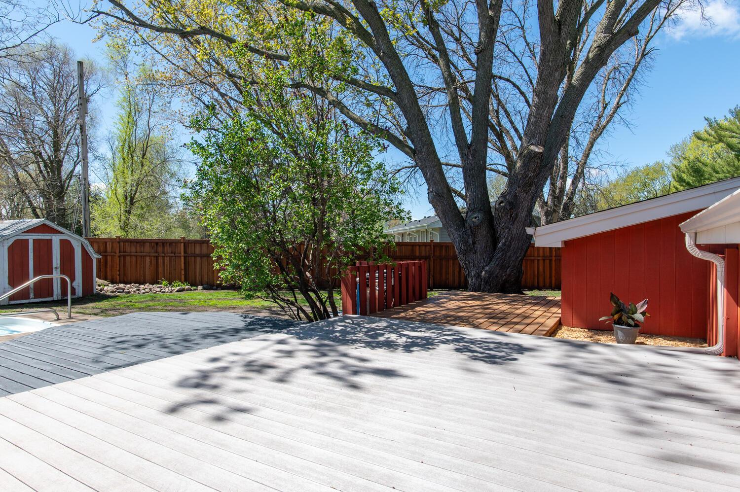 10700 River Terrace