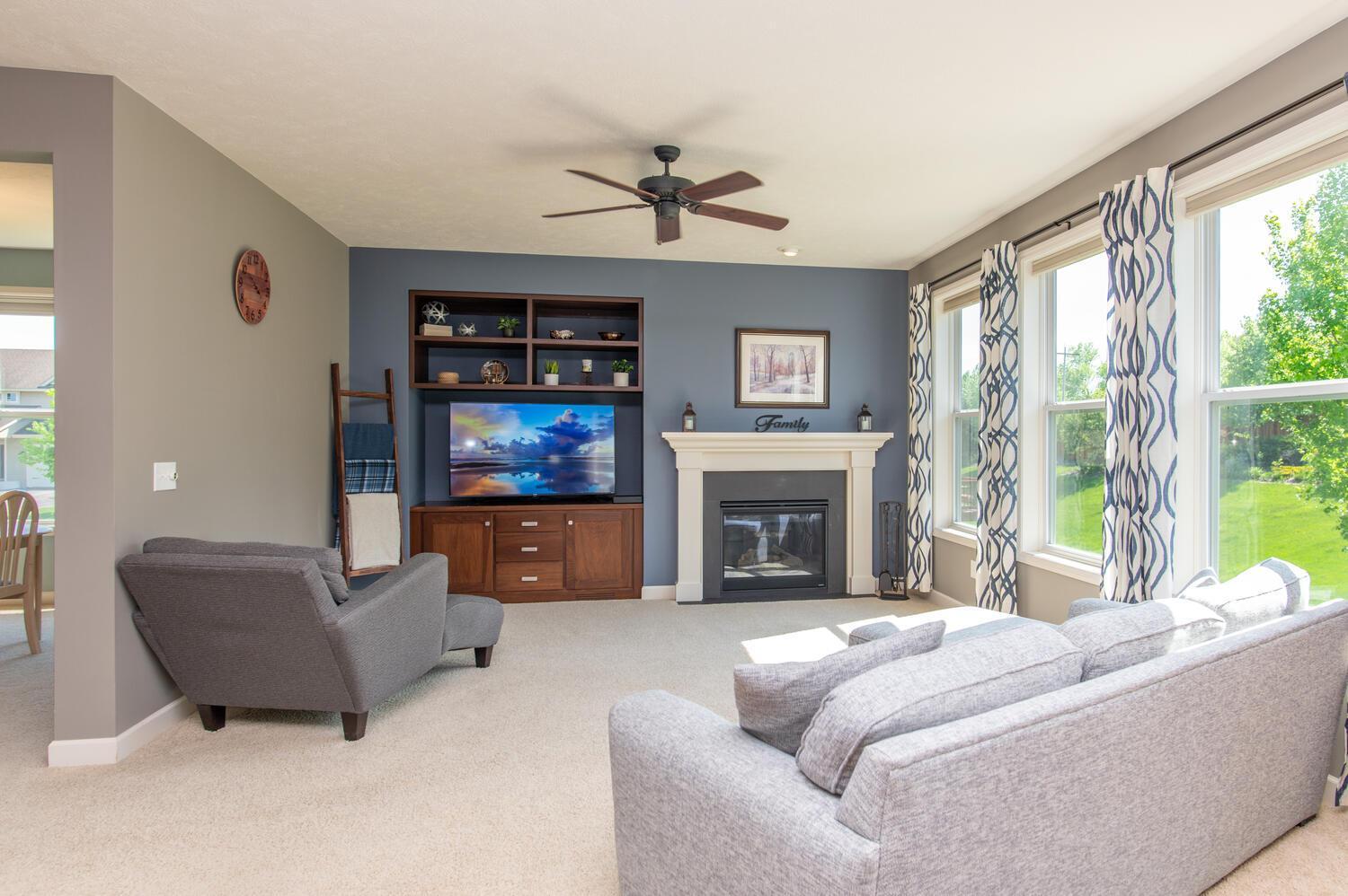 6263 Alvarado Lane N