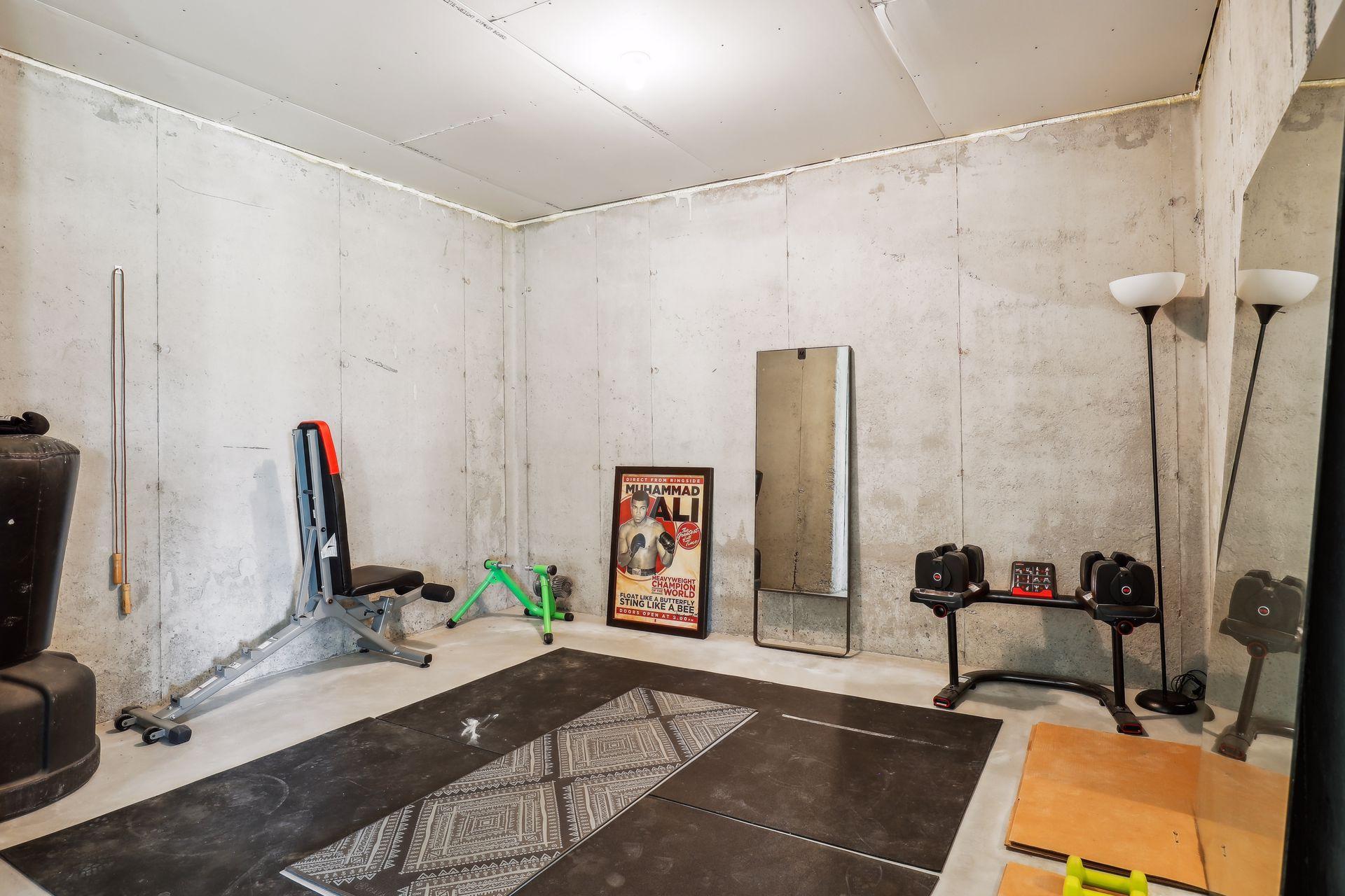 8022 Waterset Circle