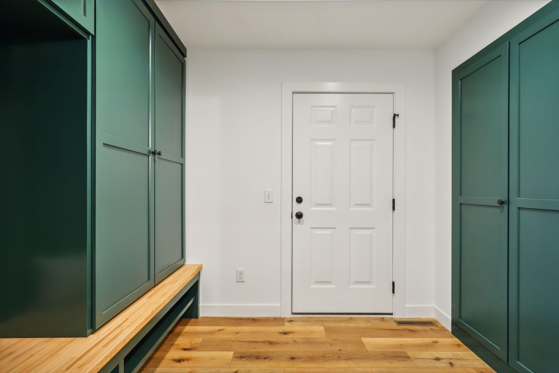 8022 Waterset Circle