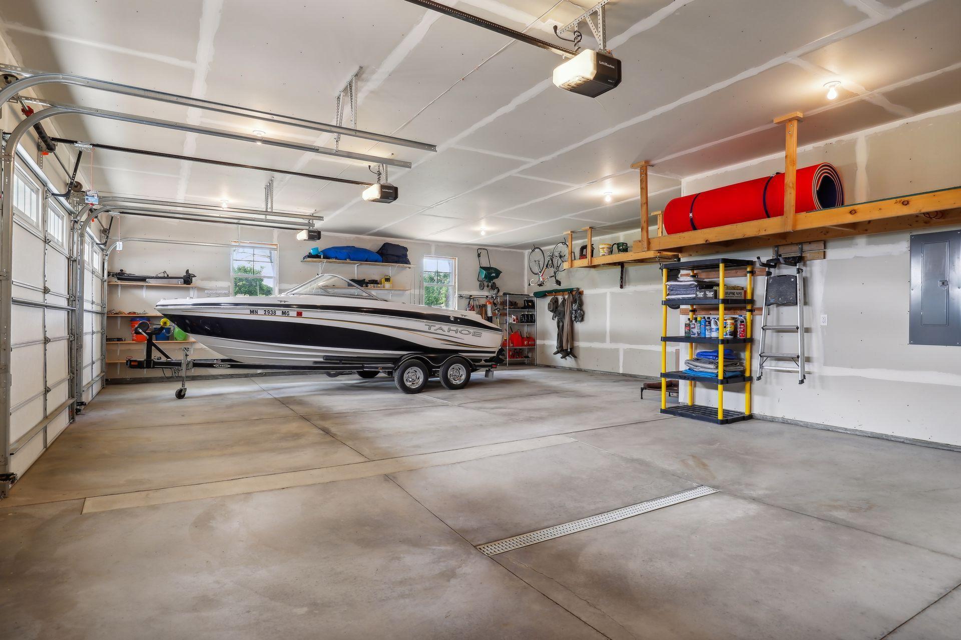 8022 Waterset Circle