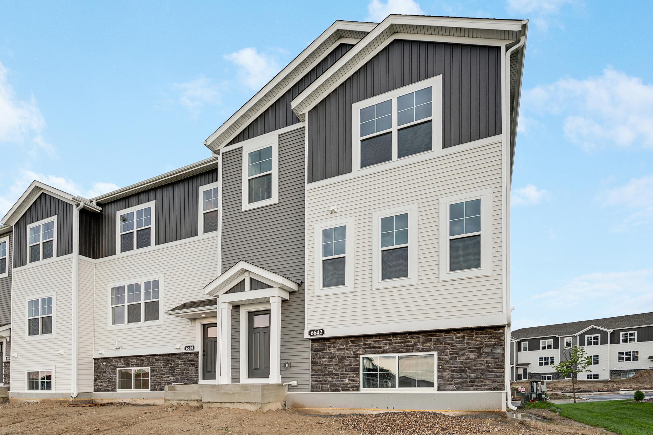 6642 Wildflower Way