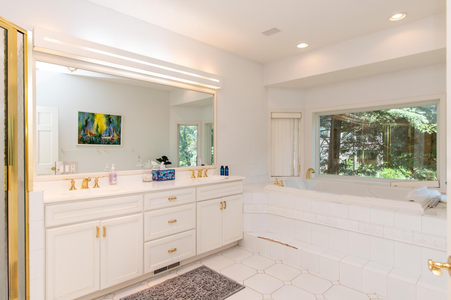 11667 Lone Lake Ridge