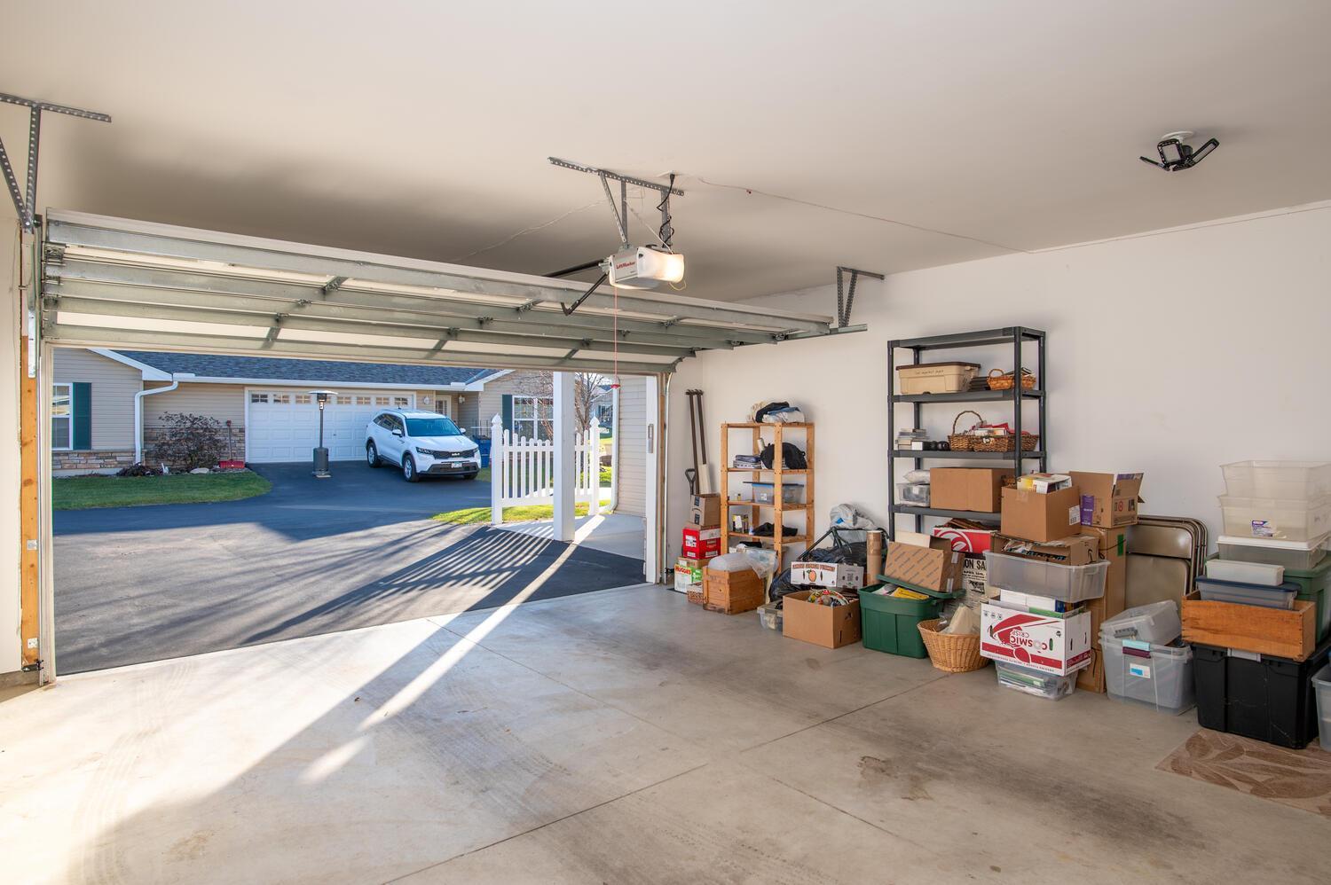 154 Kings Pointe Drive