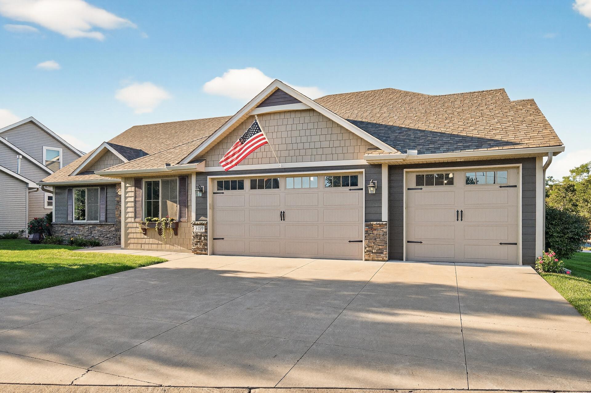 3189 123rd Court NE