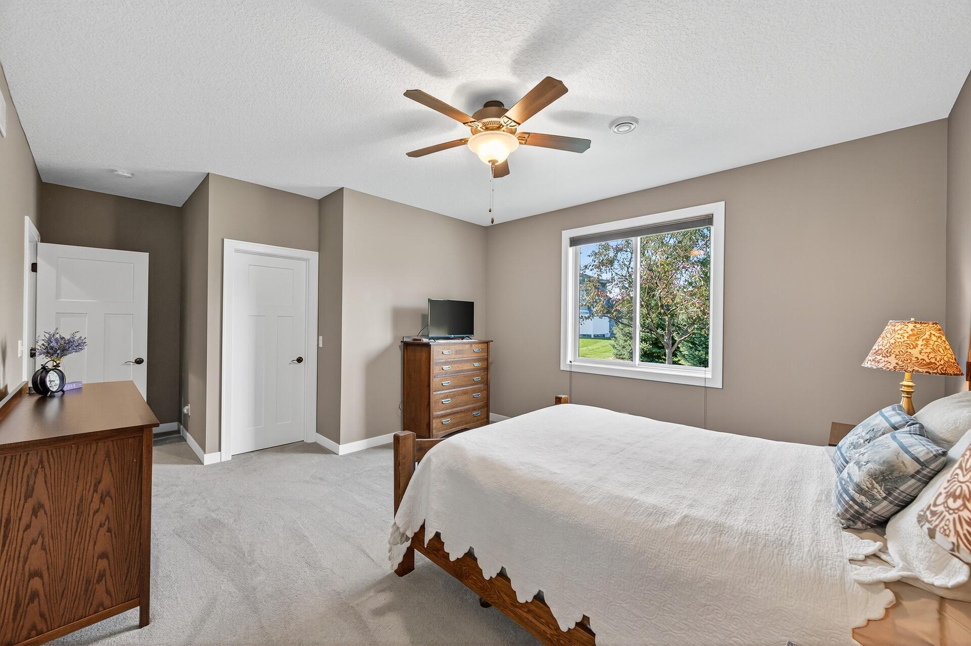 3189 123rd Court NE