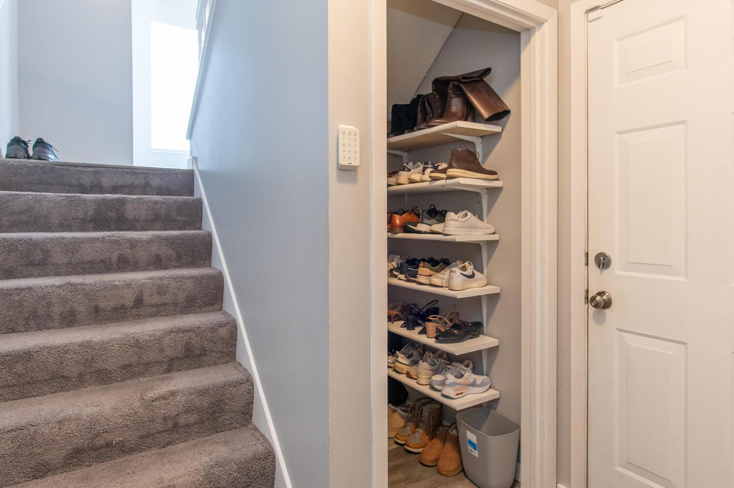 15665 24th Avenue N Unit: H