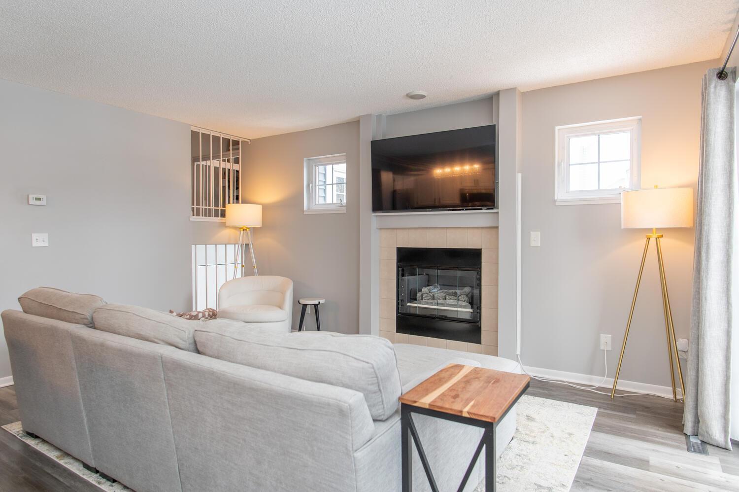 15665 24th Avenue N Unit: H