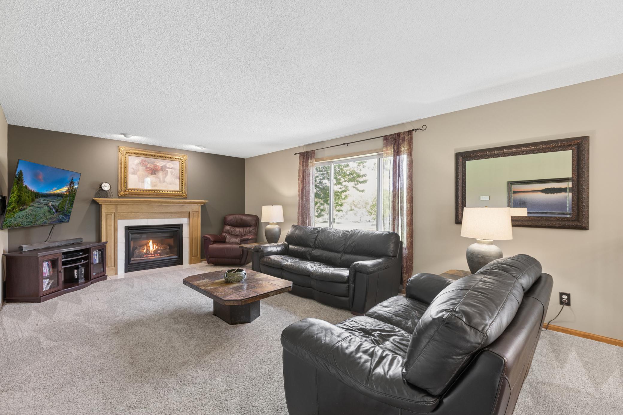10106 Fernwood Lane N