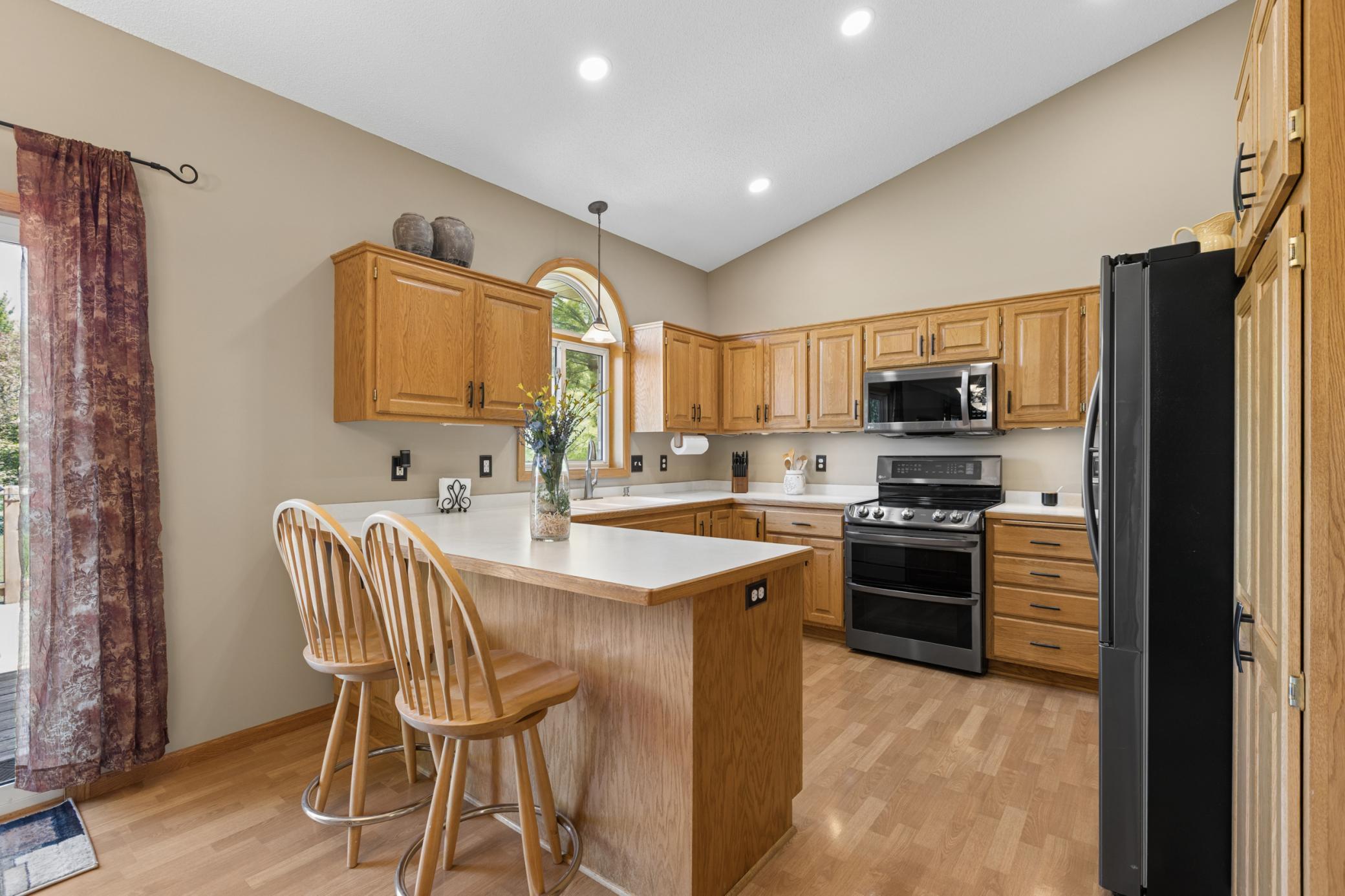 10106 Fernwood Lane N