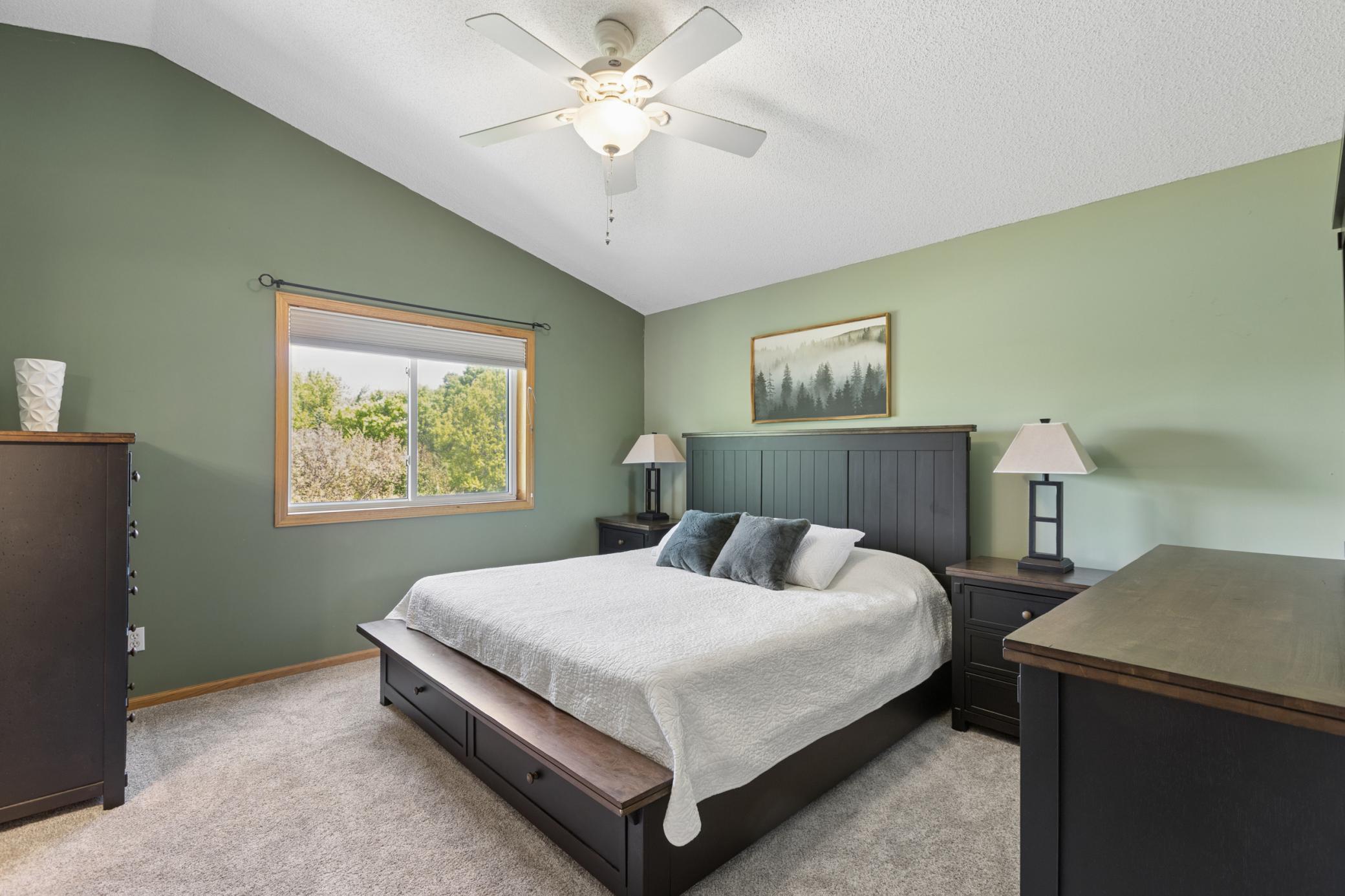 10106 Fernwood Lane N