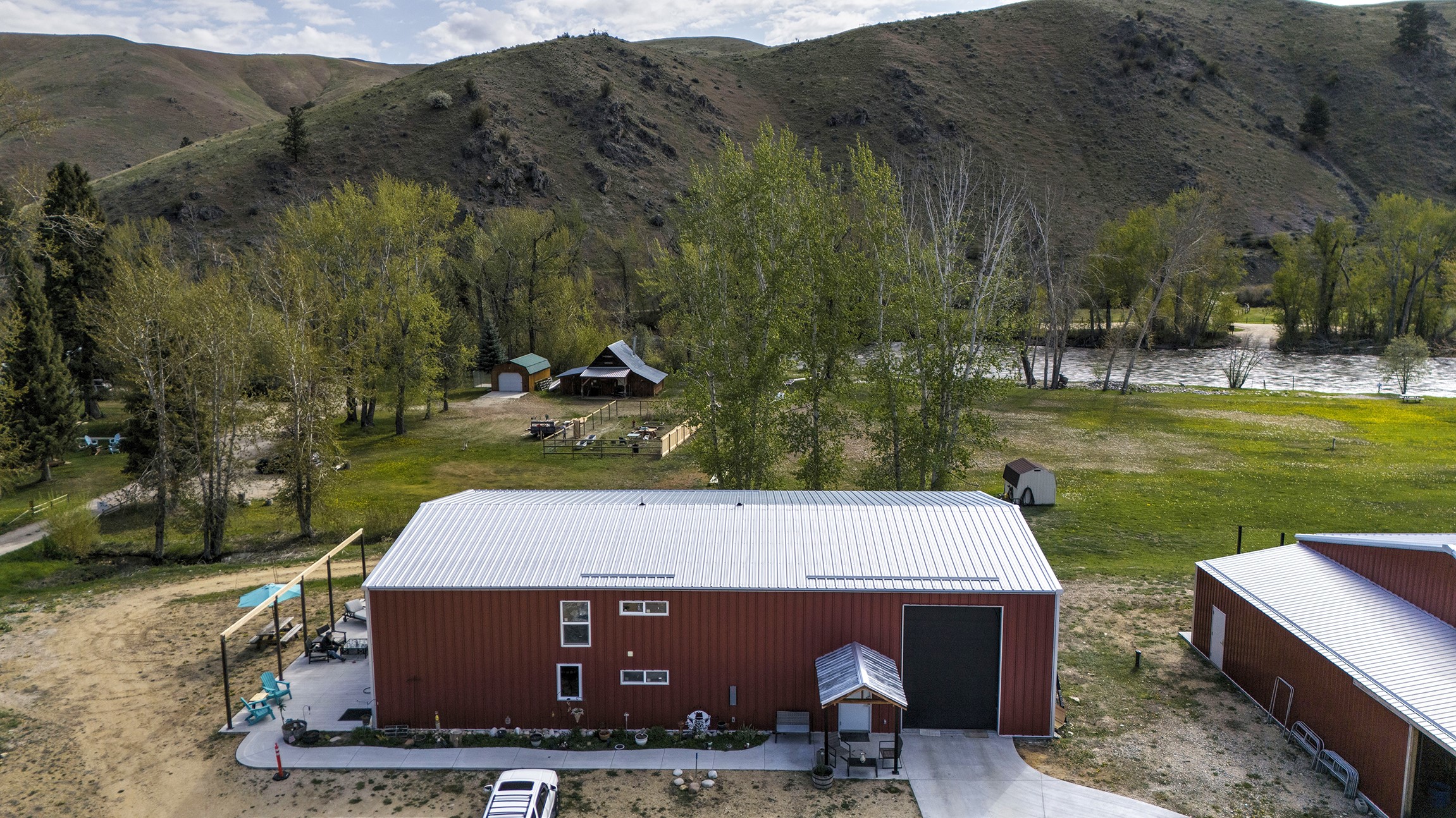 125 & 139 Hannon Lane