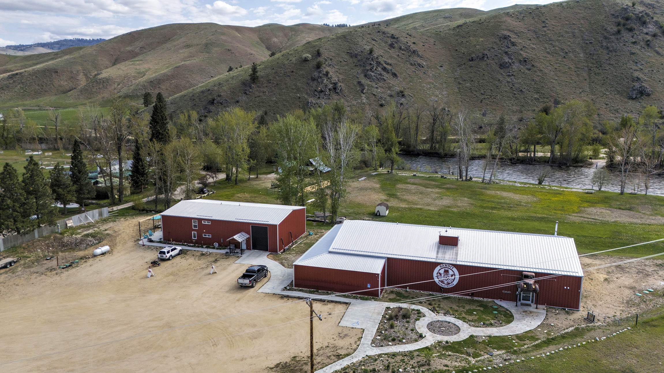 125 & 139 Hannon Lane