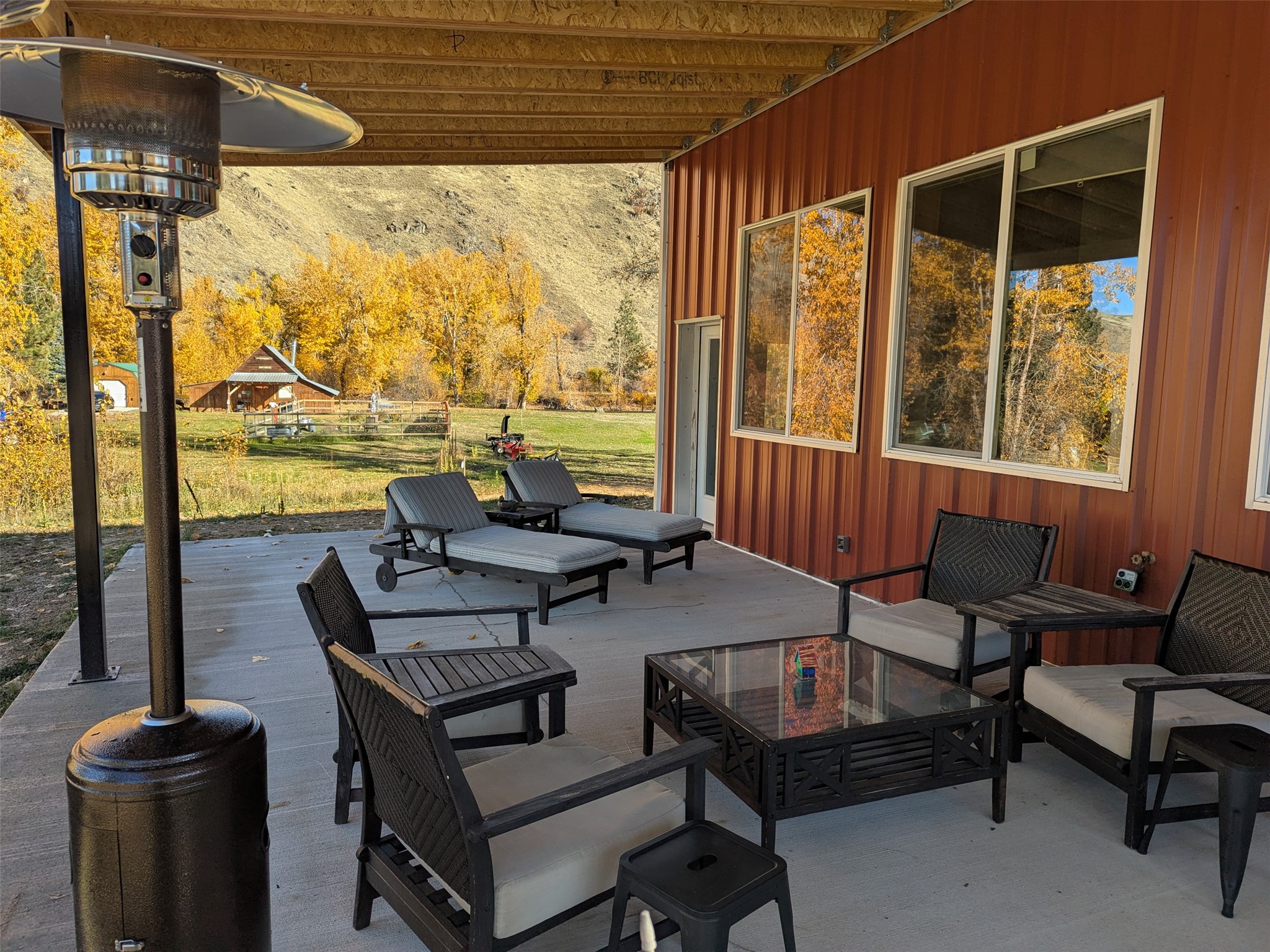 125 & 139 Hannon Lane