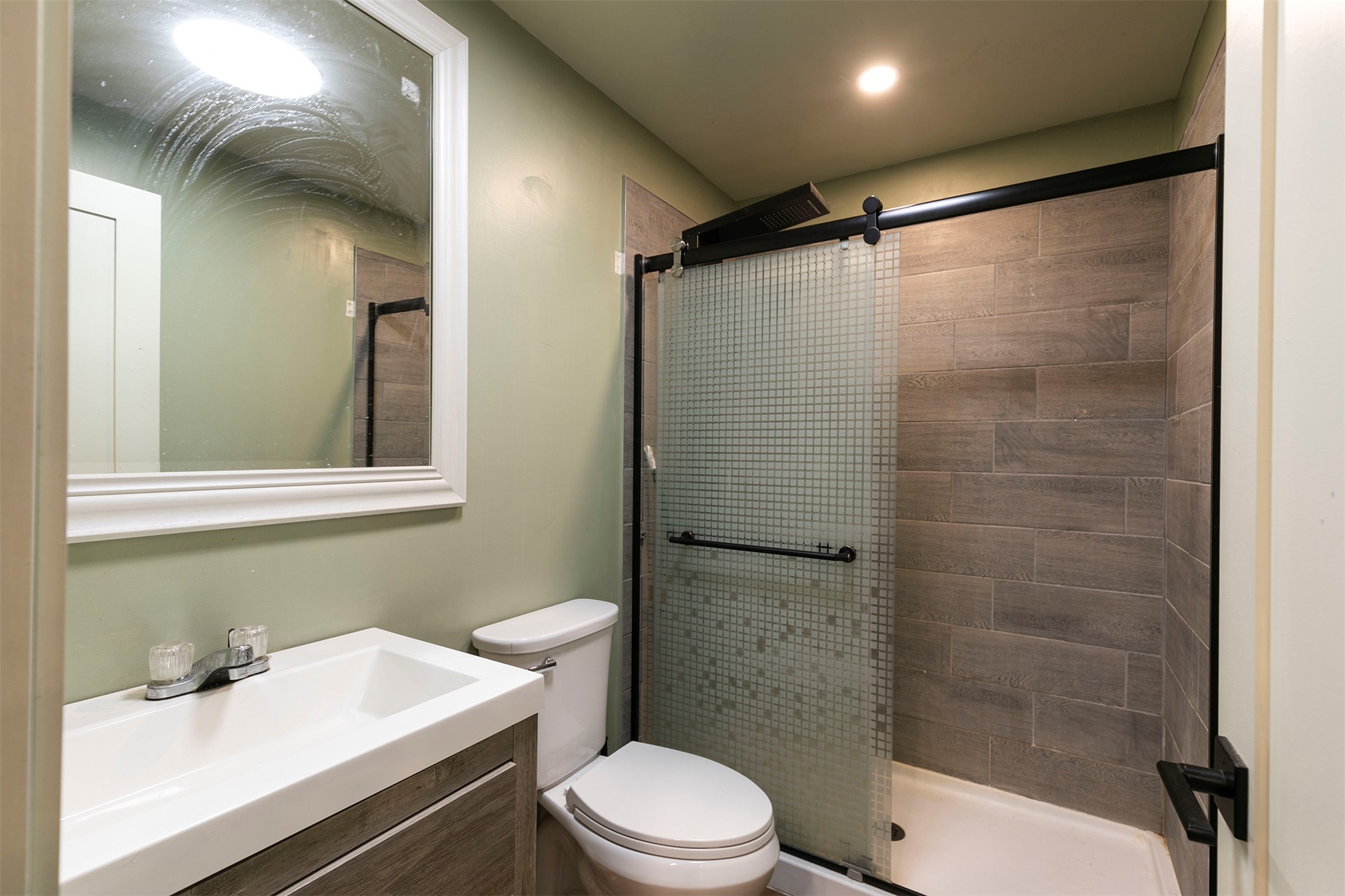 125 & 139 Hannon Lane