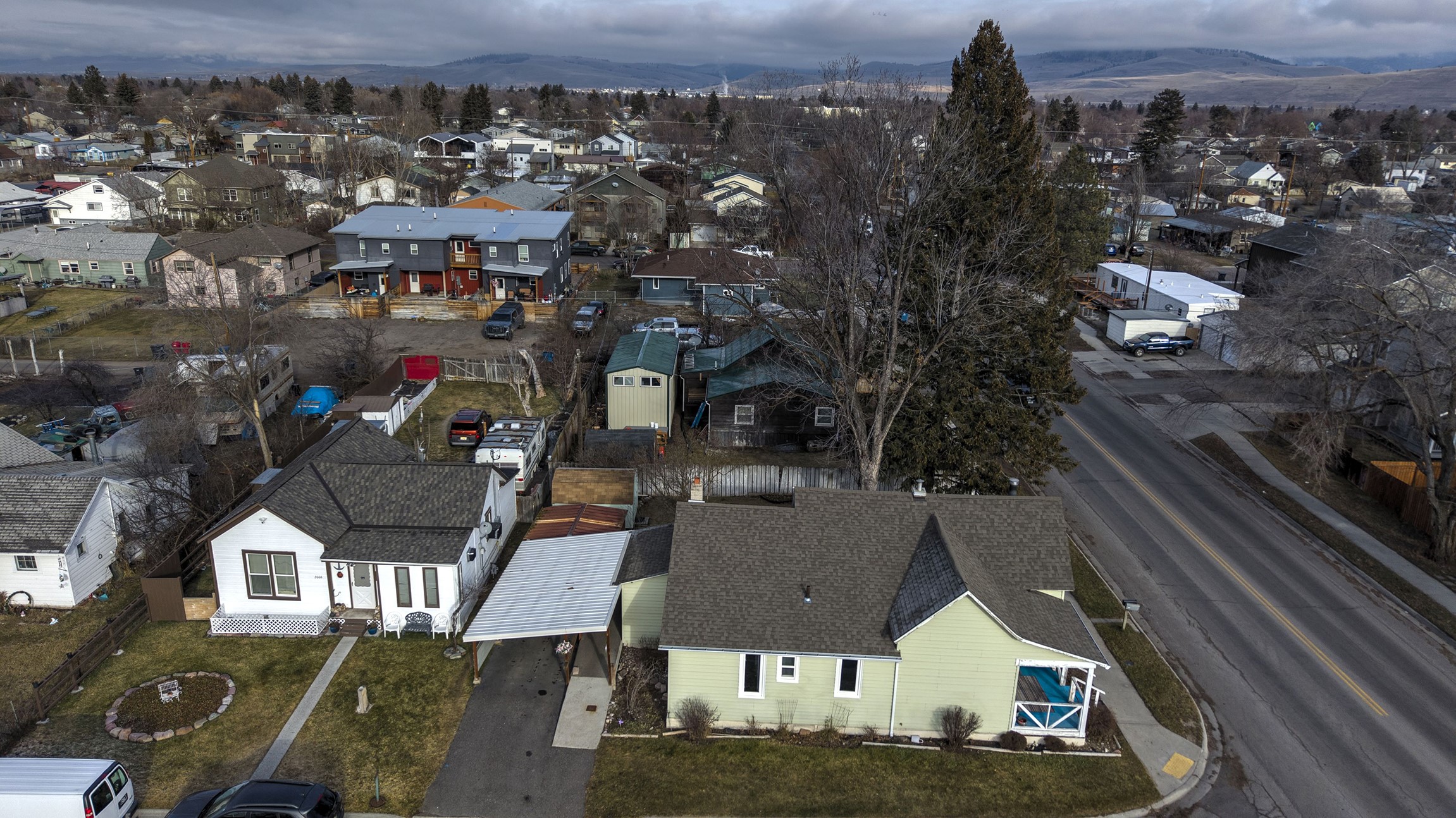 1825 S Johnson Street