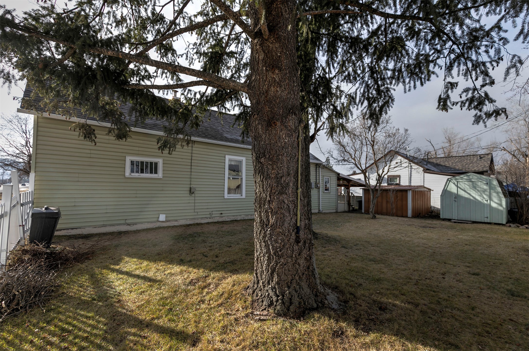 1825 S Johnson Street