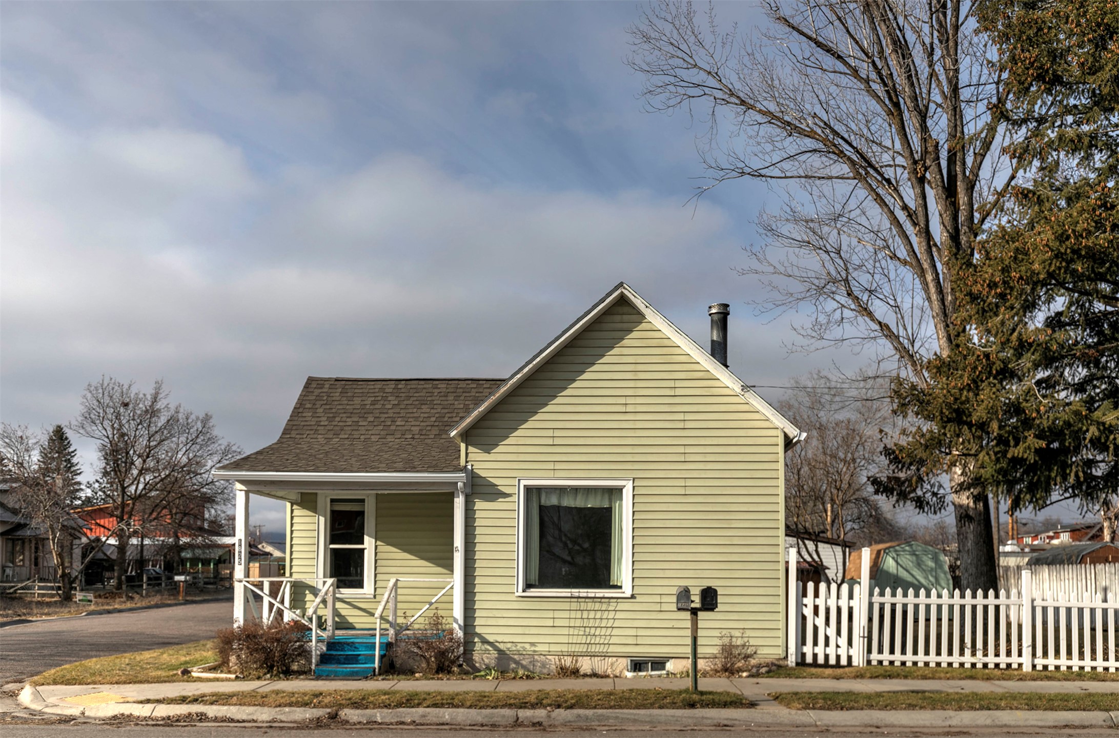 1825 S Johnson Street