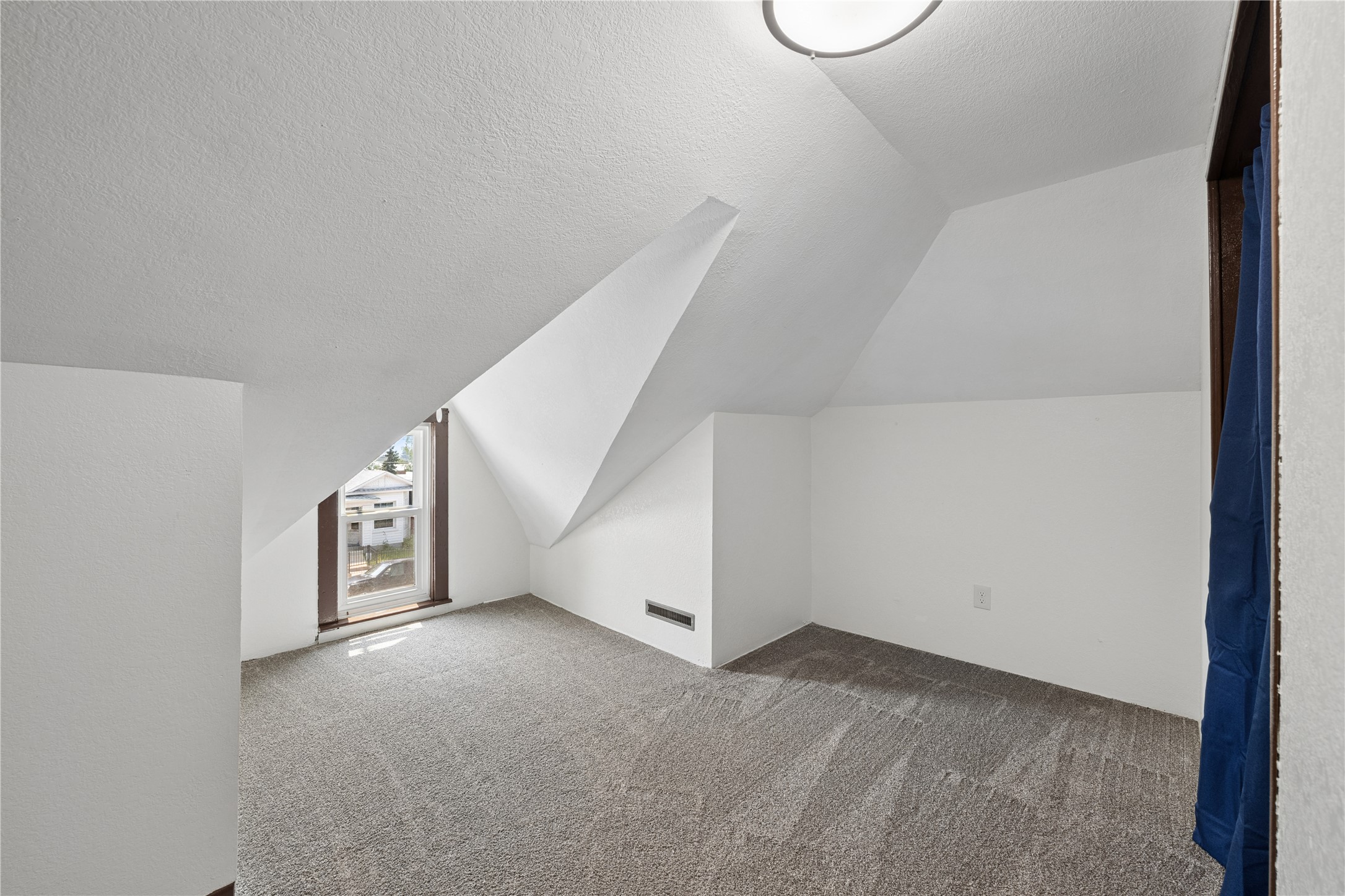 517 W Granite Street