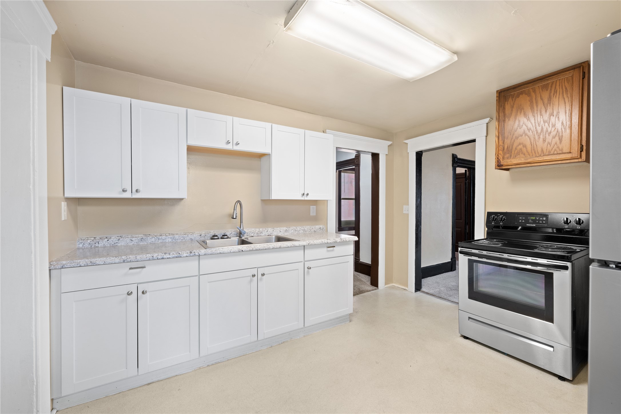 517 W Granite Street