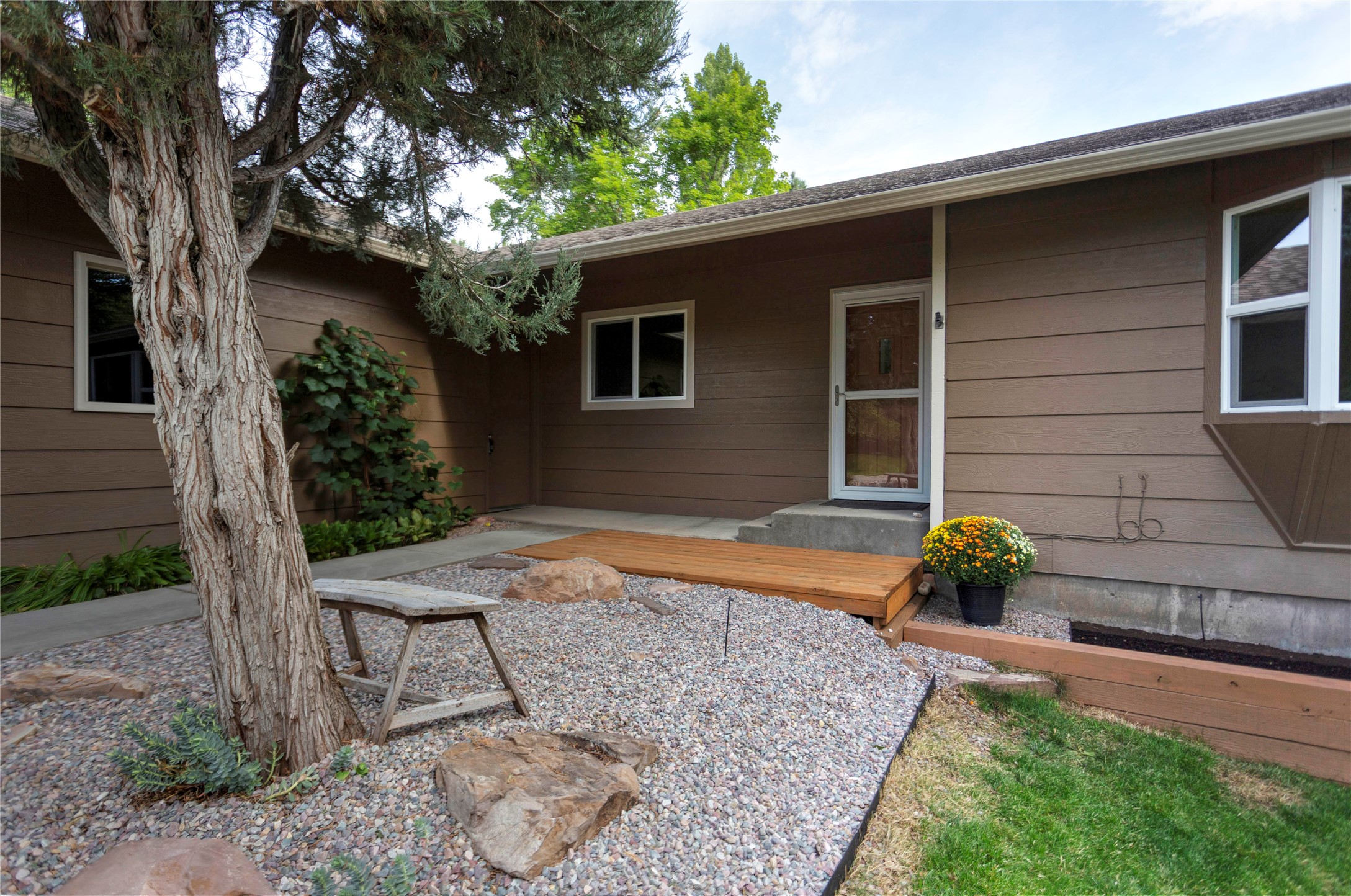 5512 Bonanza Place