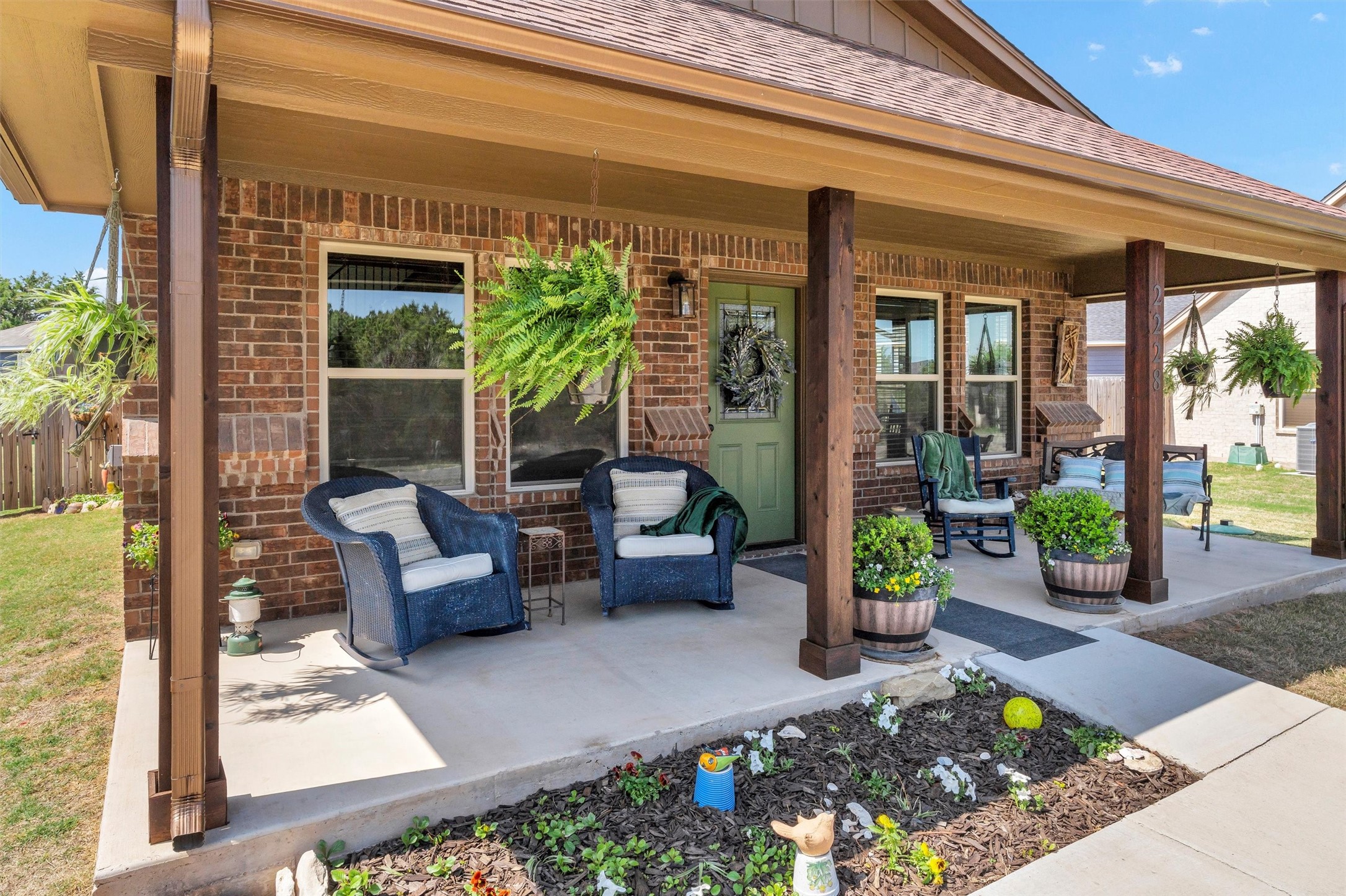 2228 Comet Trail