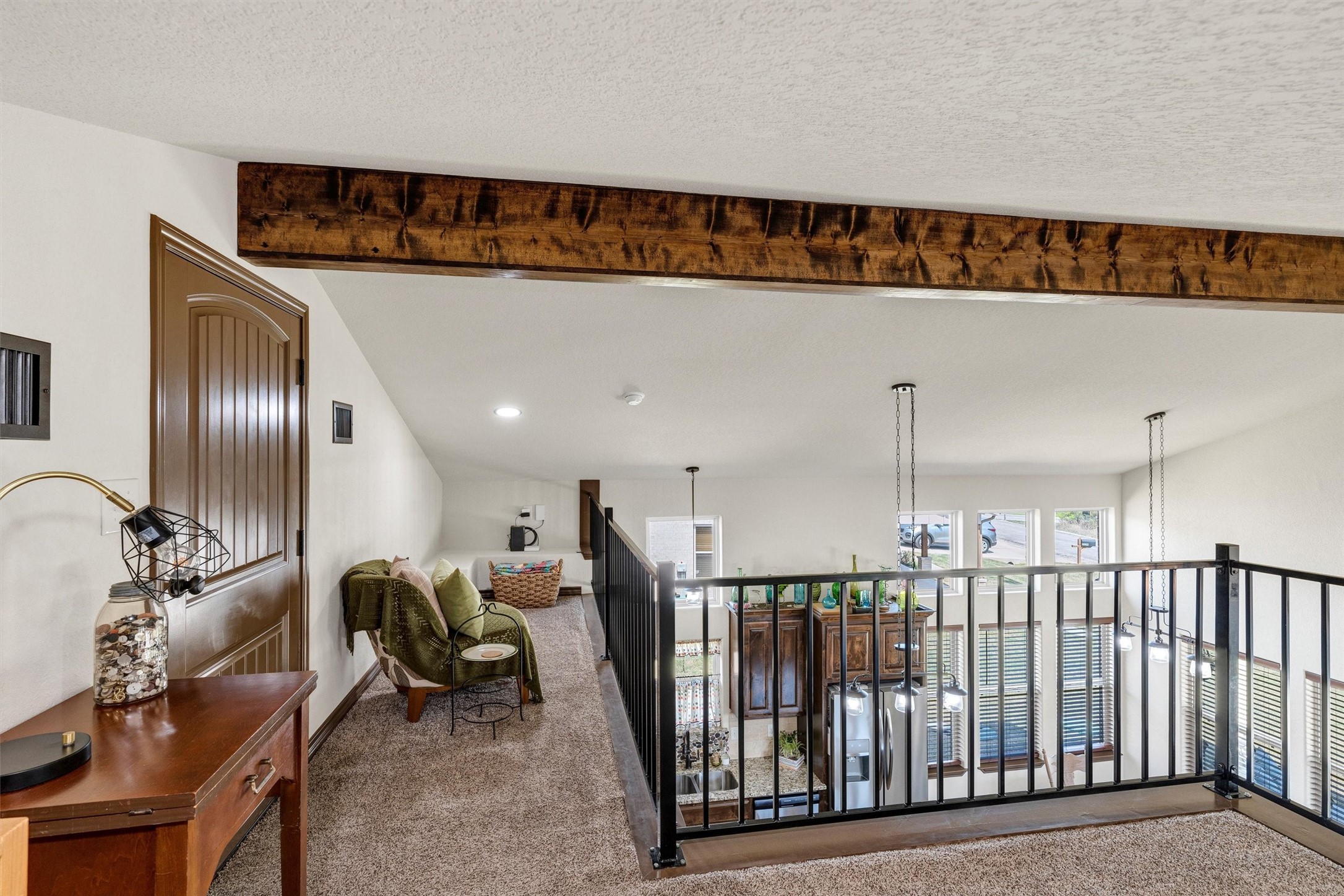 2228 Comet Trail