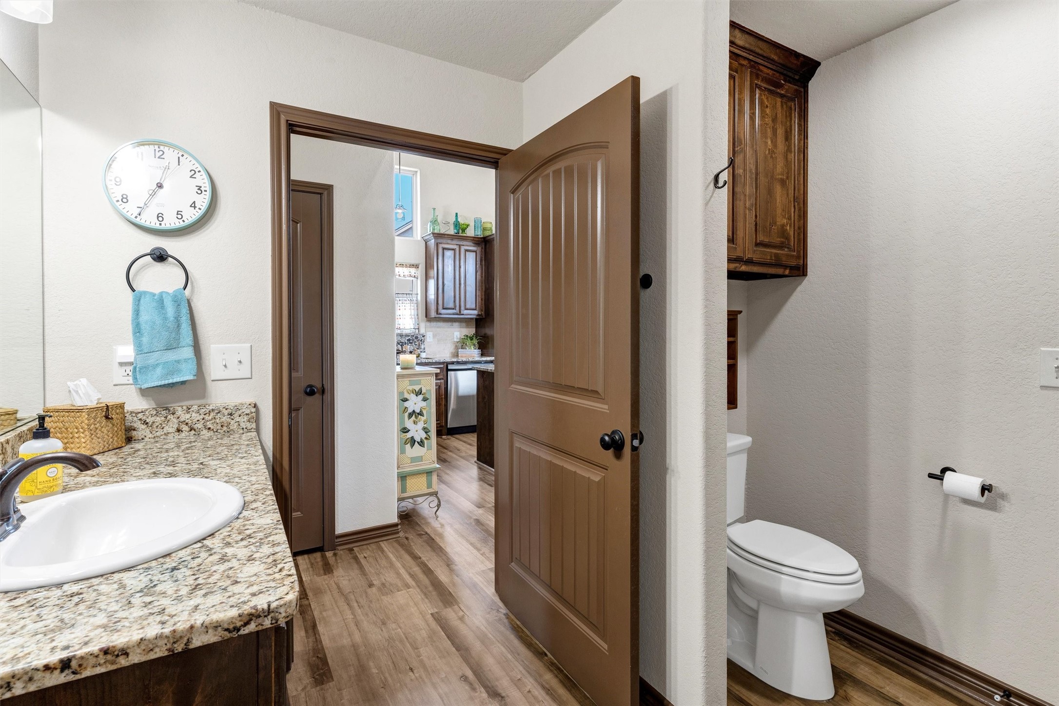 2228 Comet Trail