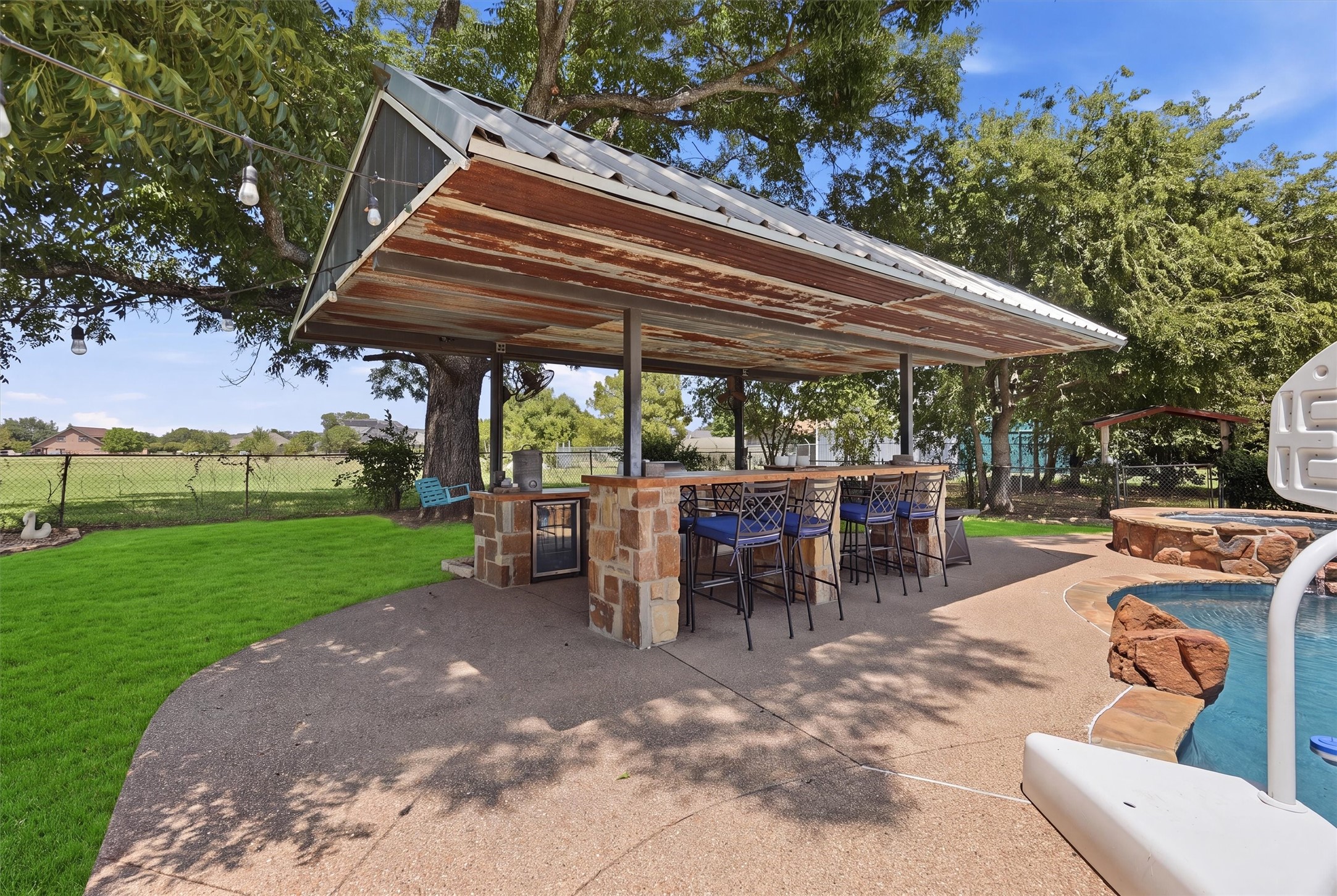 1313 Porter Court
