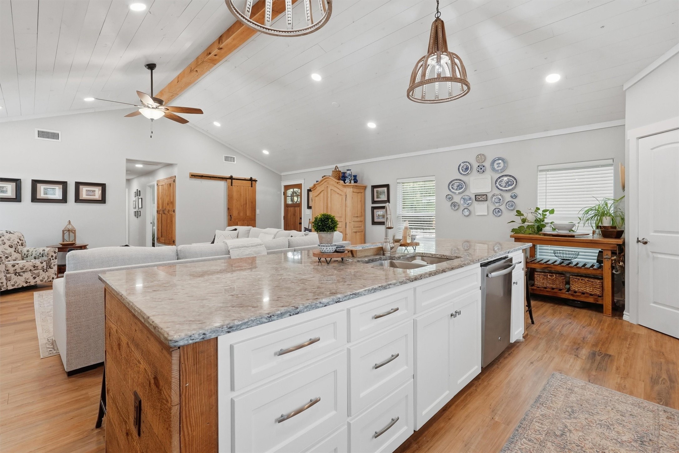 1313 Porter Court
