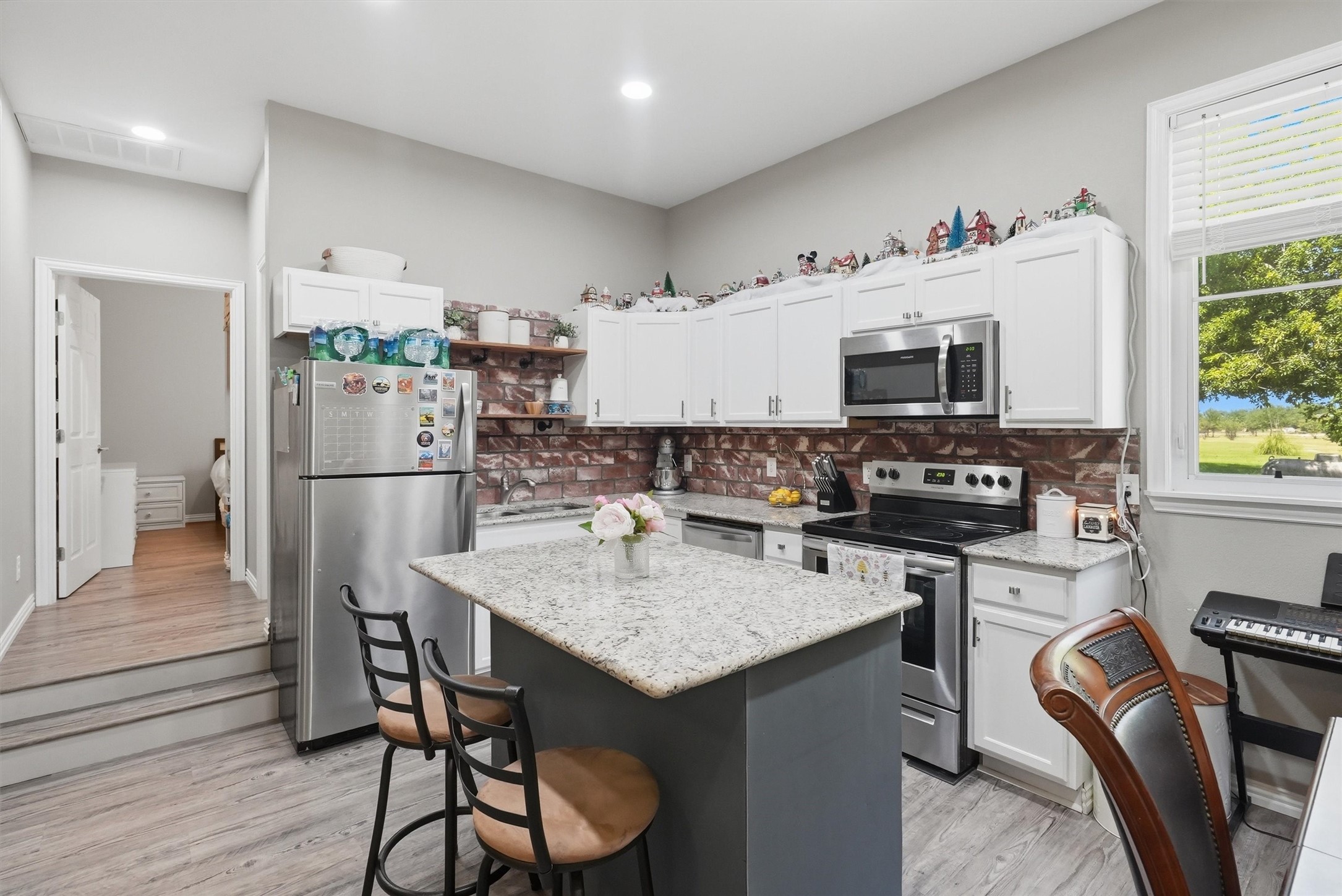 1313 Porter Court
