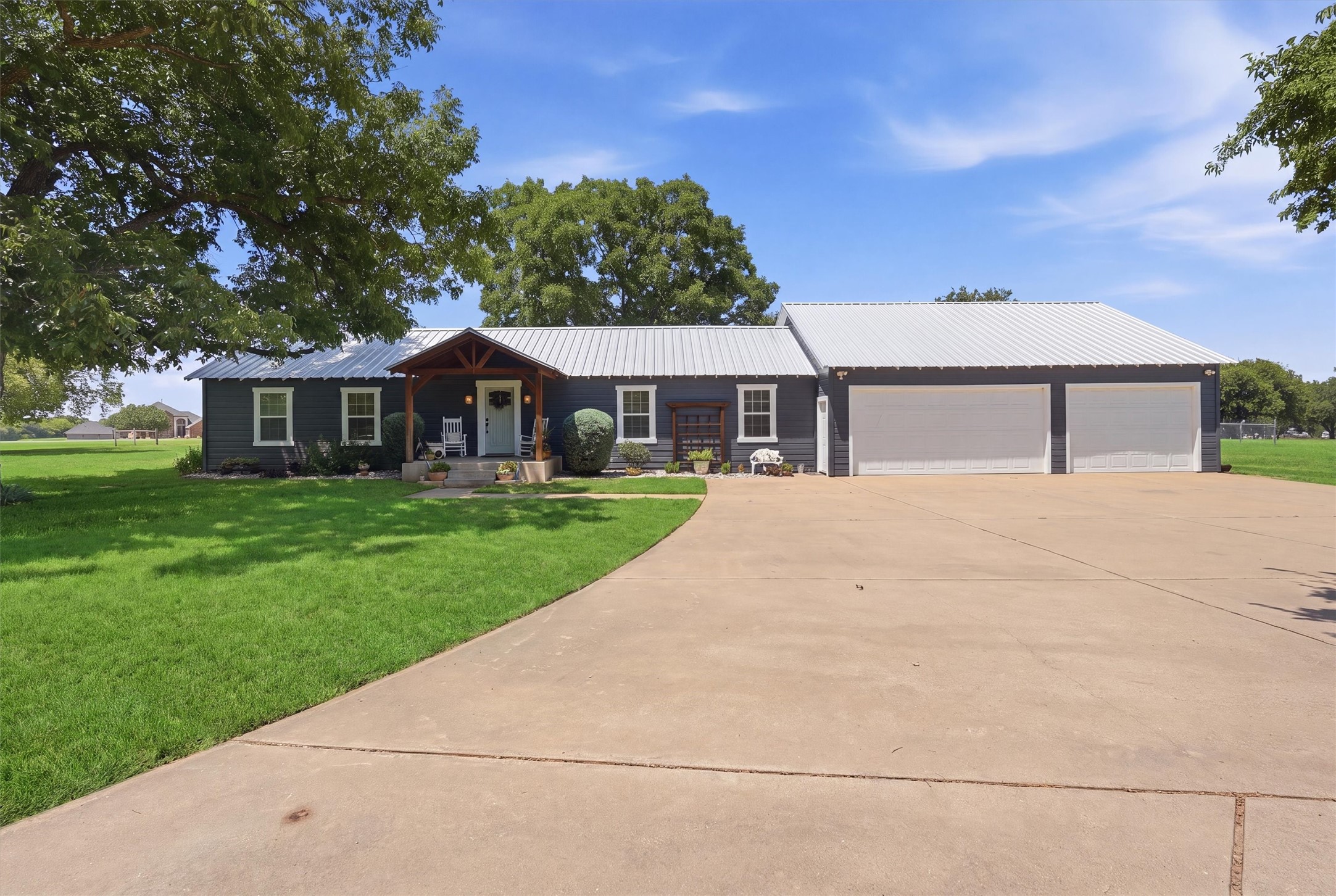 1313 Porter Court