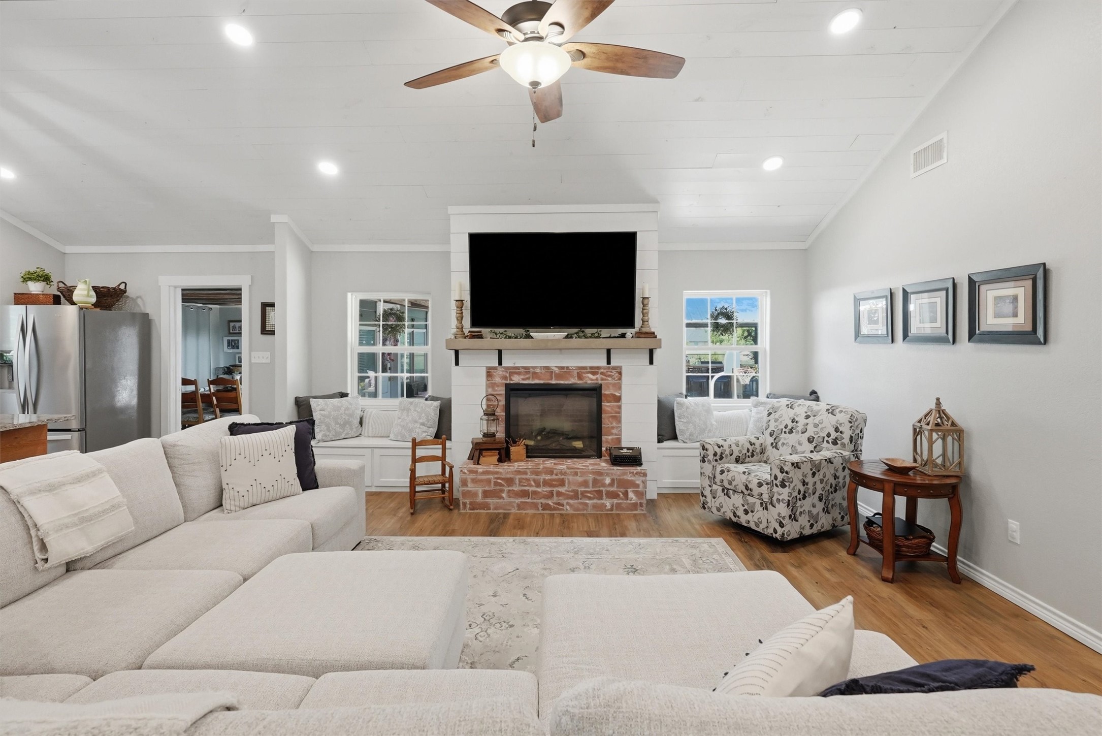 1313 Porter Court