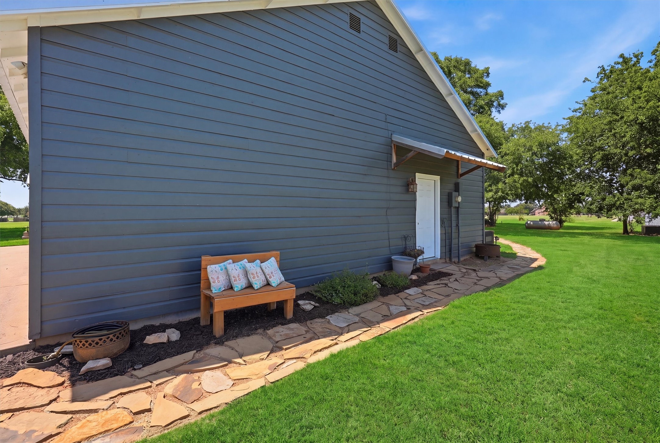 1313 Porter Court