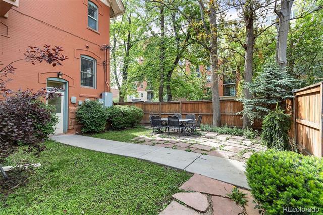 1101 Gaylord Street Unit: 1