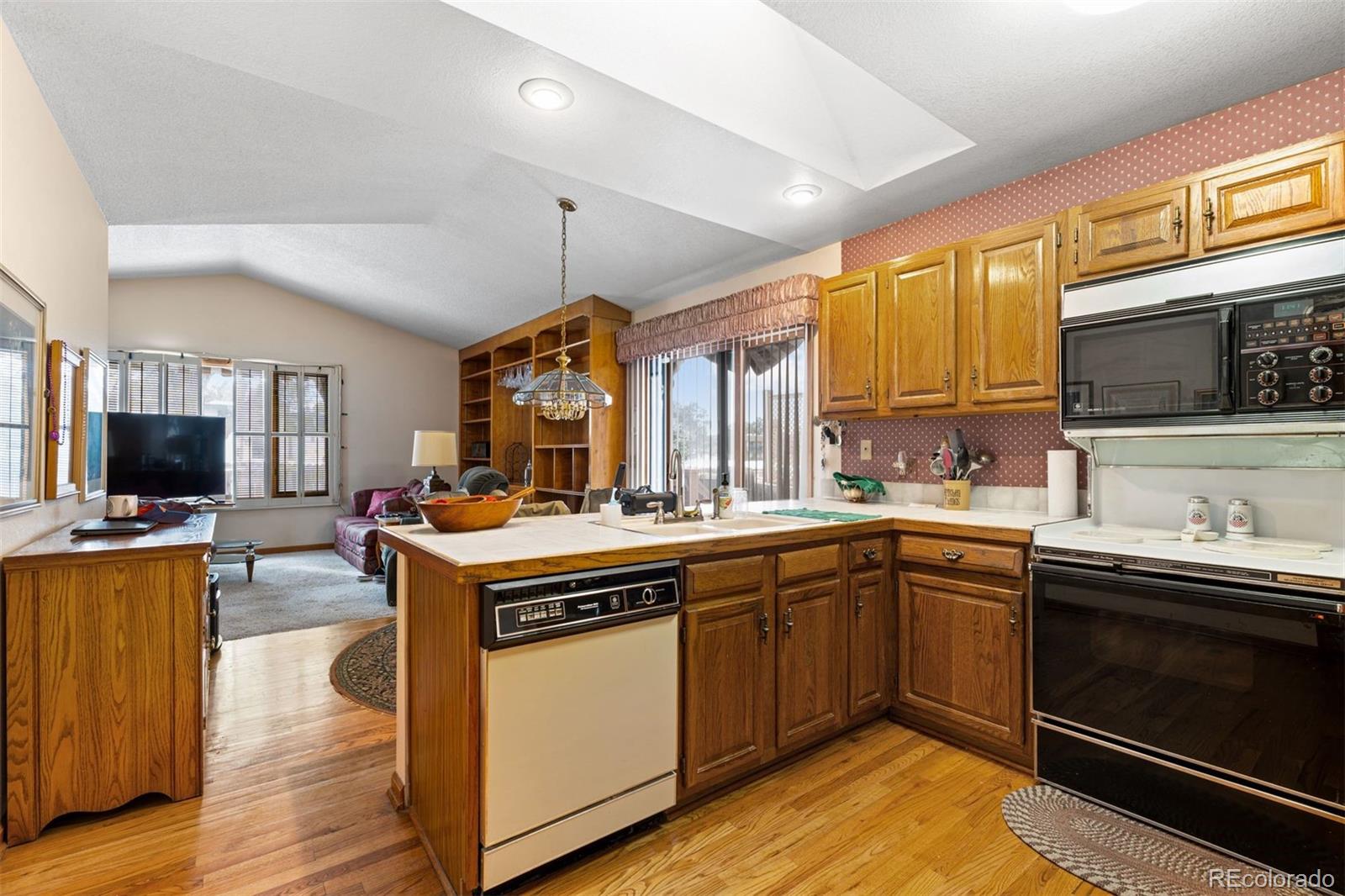 7900 E Dartmouth Avenue Unit: 76