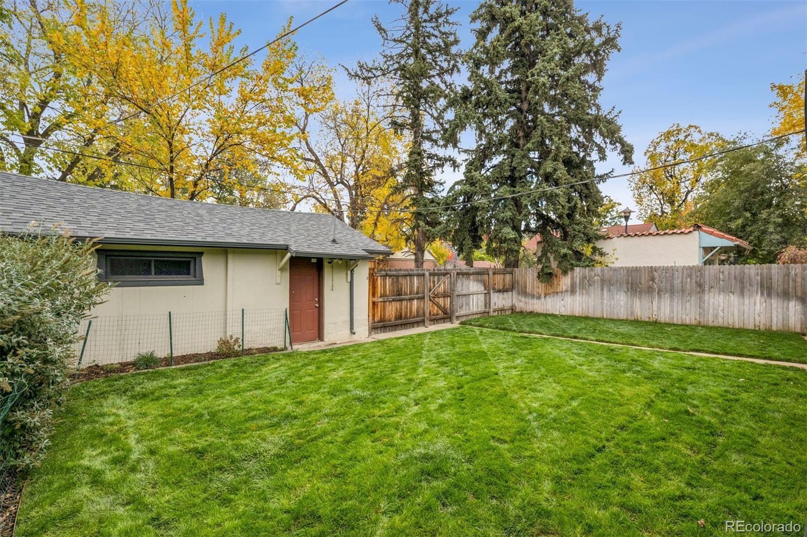 2270 Krameria Street