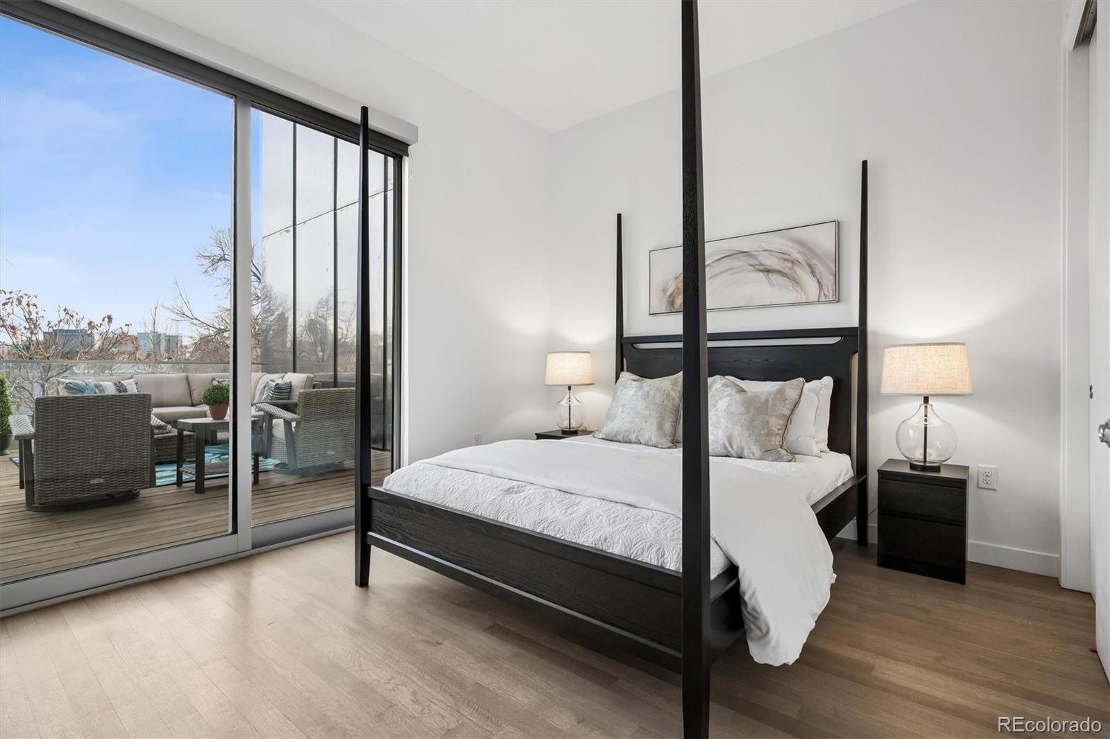 3701 Jason Street Unit: 4