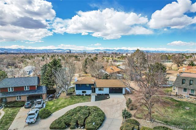 1217 S Quince Way