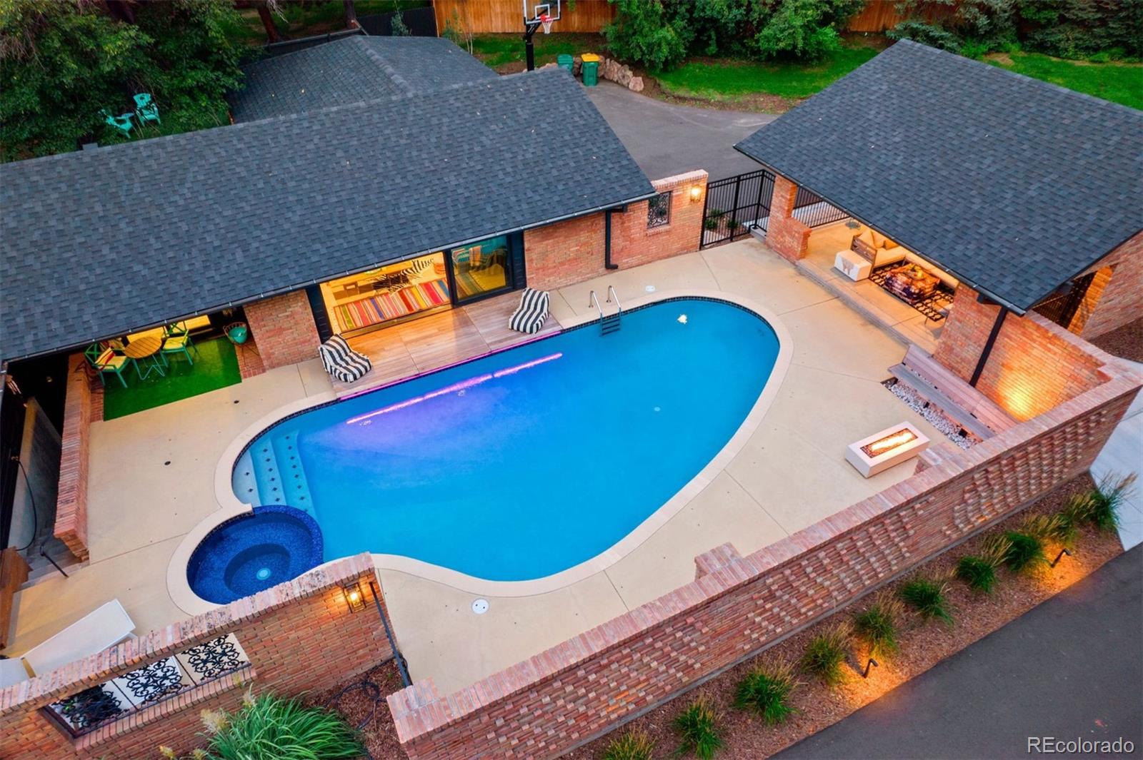 4 Sedgwick Drive