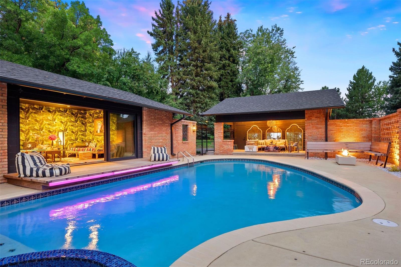 4 Sedgwick Drive