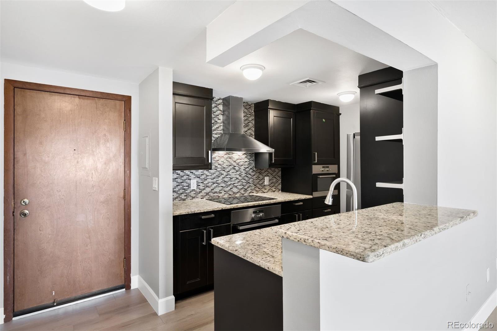 800 N Pearl Street Unit: 1211