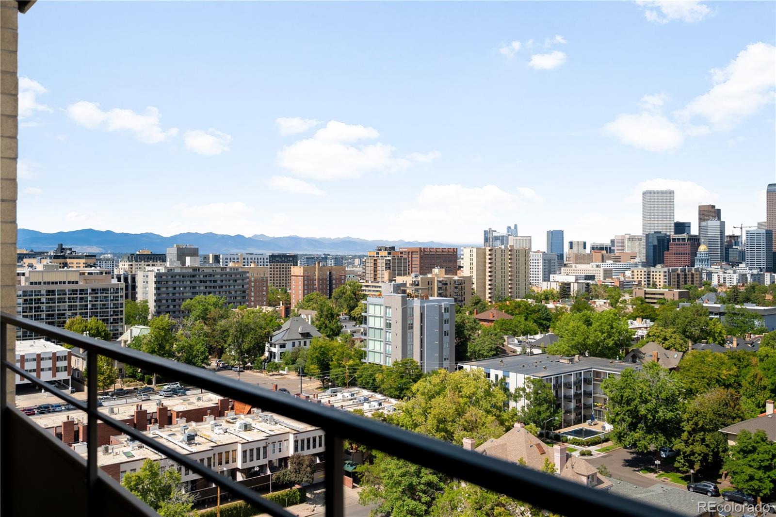 800 N Pearl Street Unit: 1211