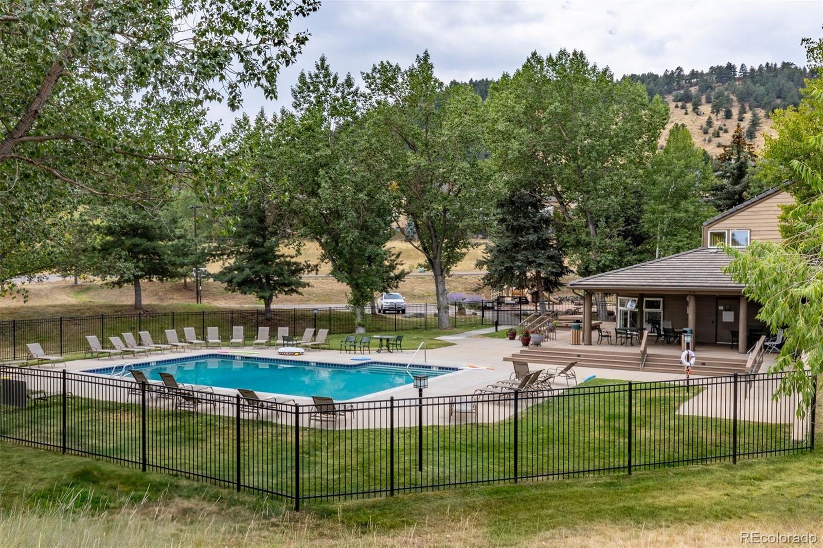 23860 Genesee Village Road