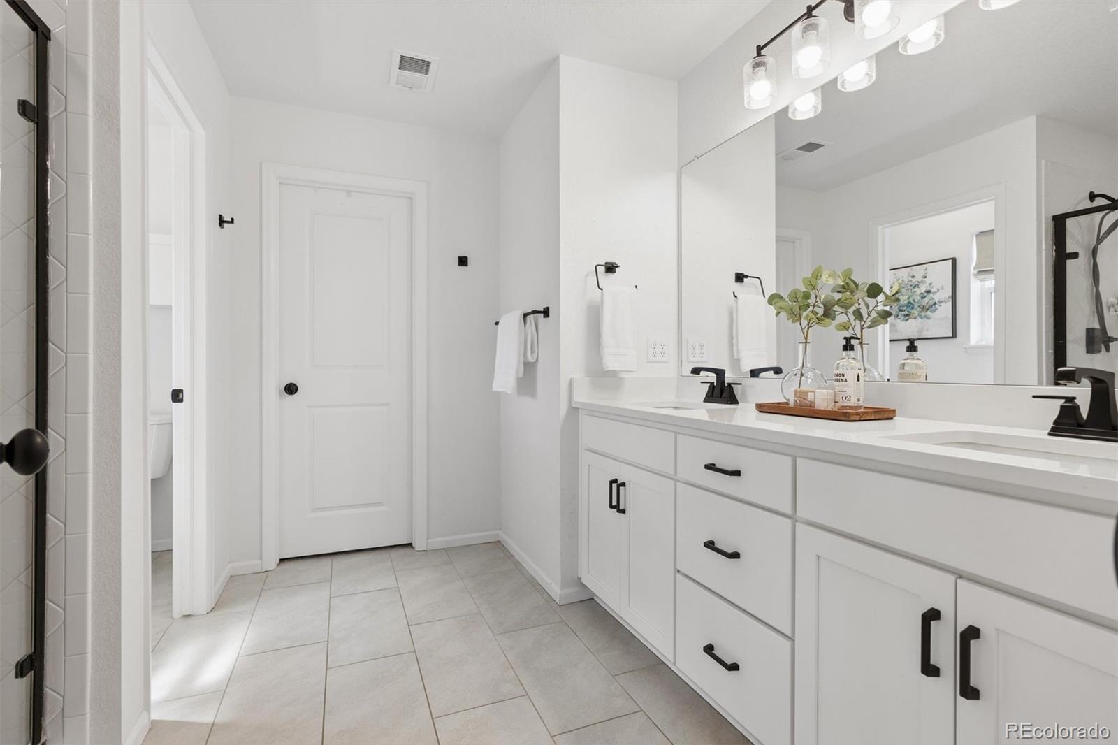 22606 E Rocky Top Place