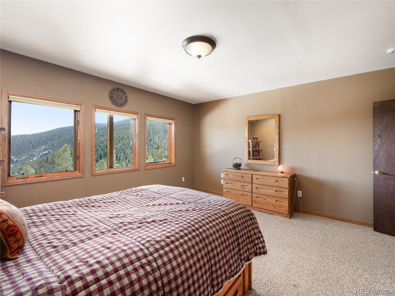 76 Raven Ridge Road