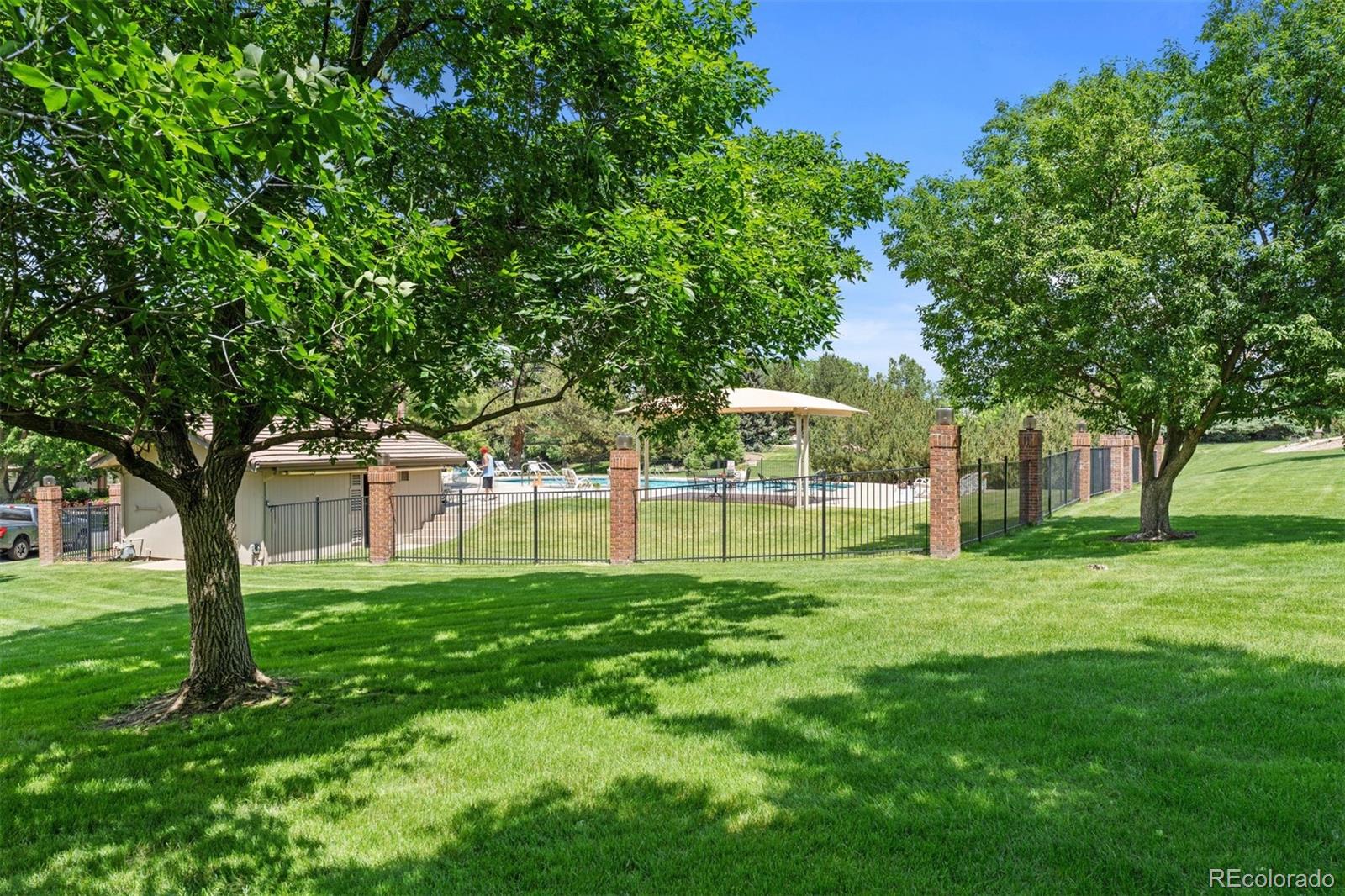 2601 S Quebec Street Unit: 11