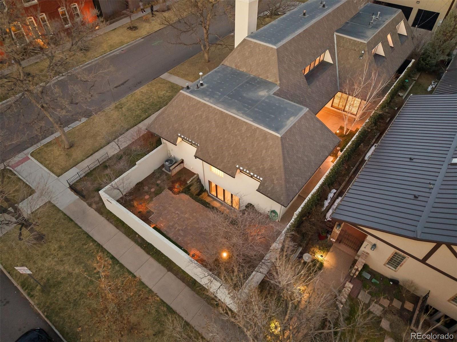 390 Saint Paul Street