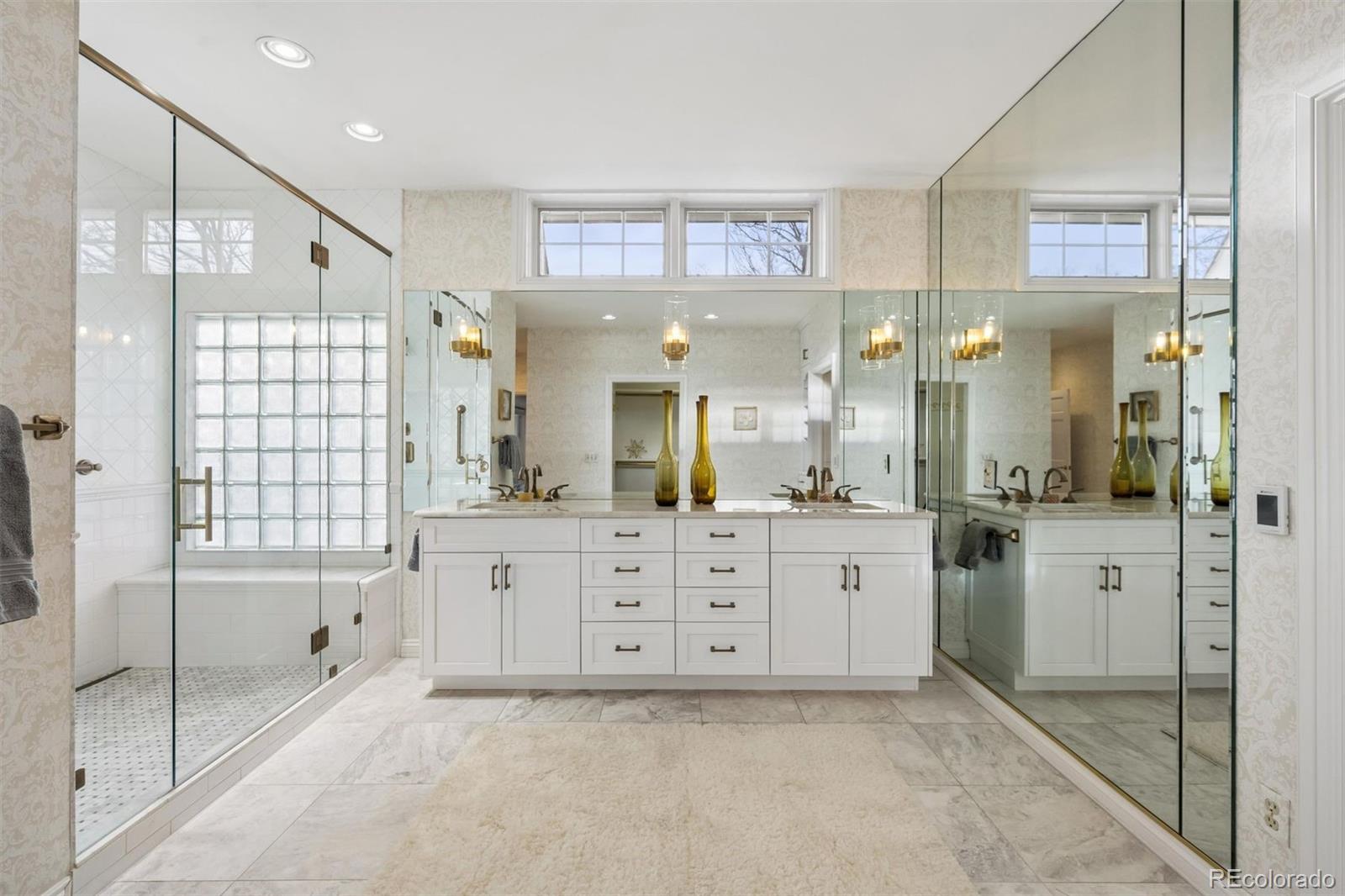 390 Saint Paul Street