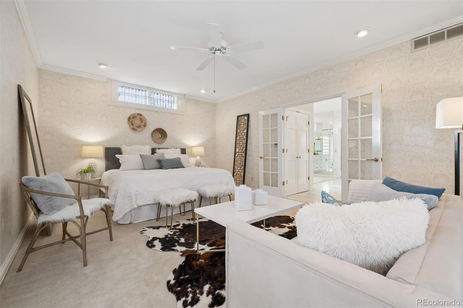 390 Saint Paul Street